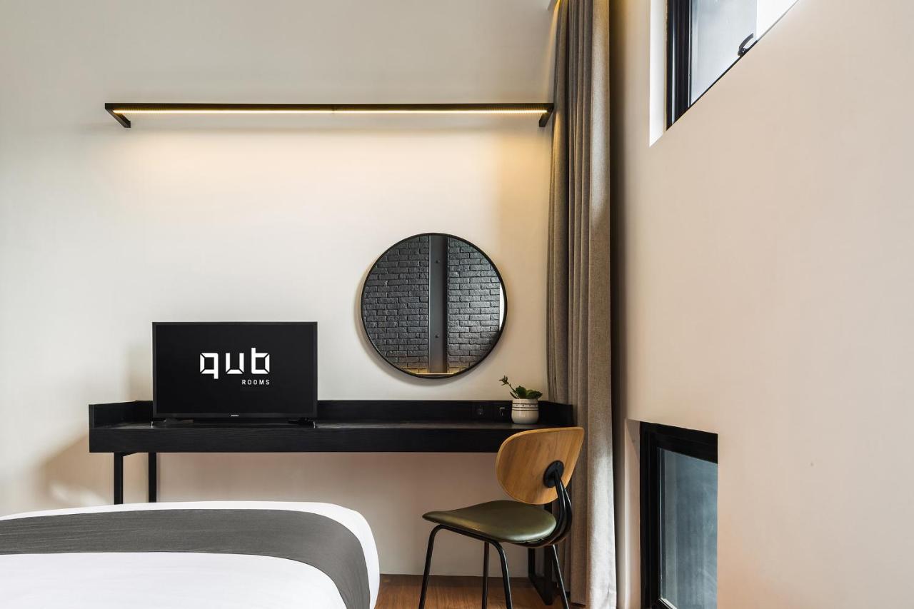 Qub Rooms Семаранг Екстер'єр фото