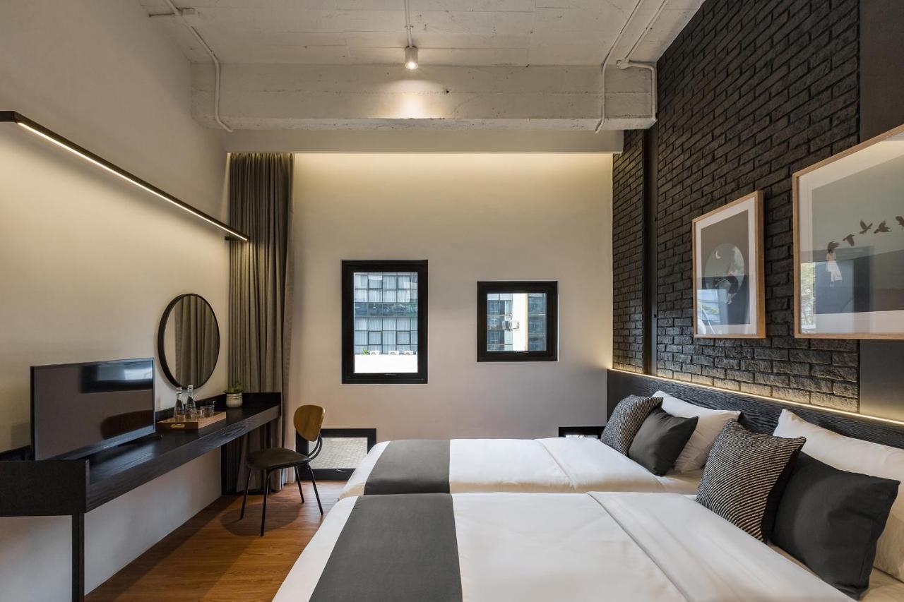 Qub Rooms Семаранг Екстер'єр фото