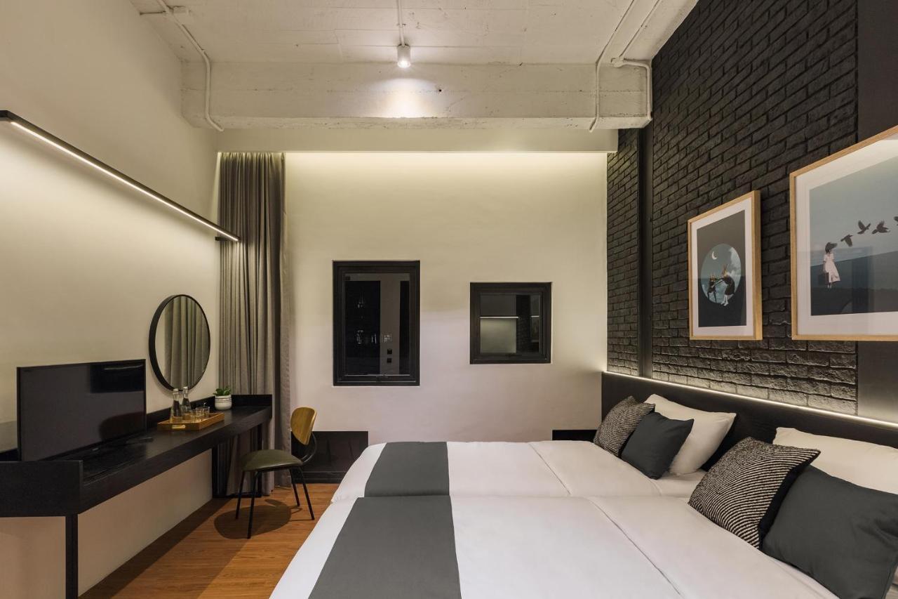 Qub Rooms Семаранг Екстер'єр фото