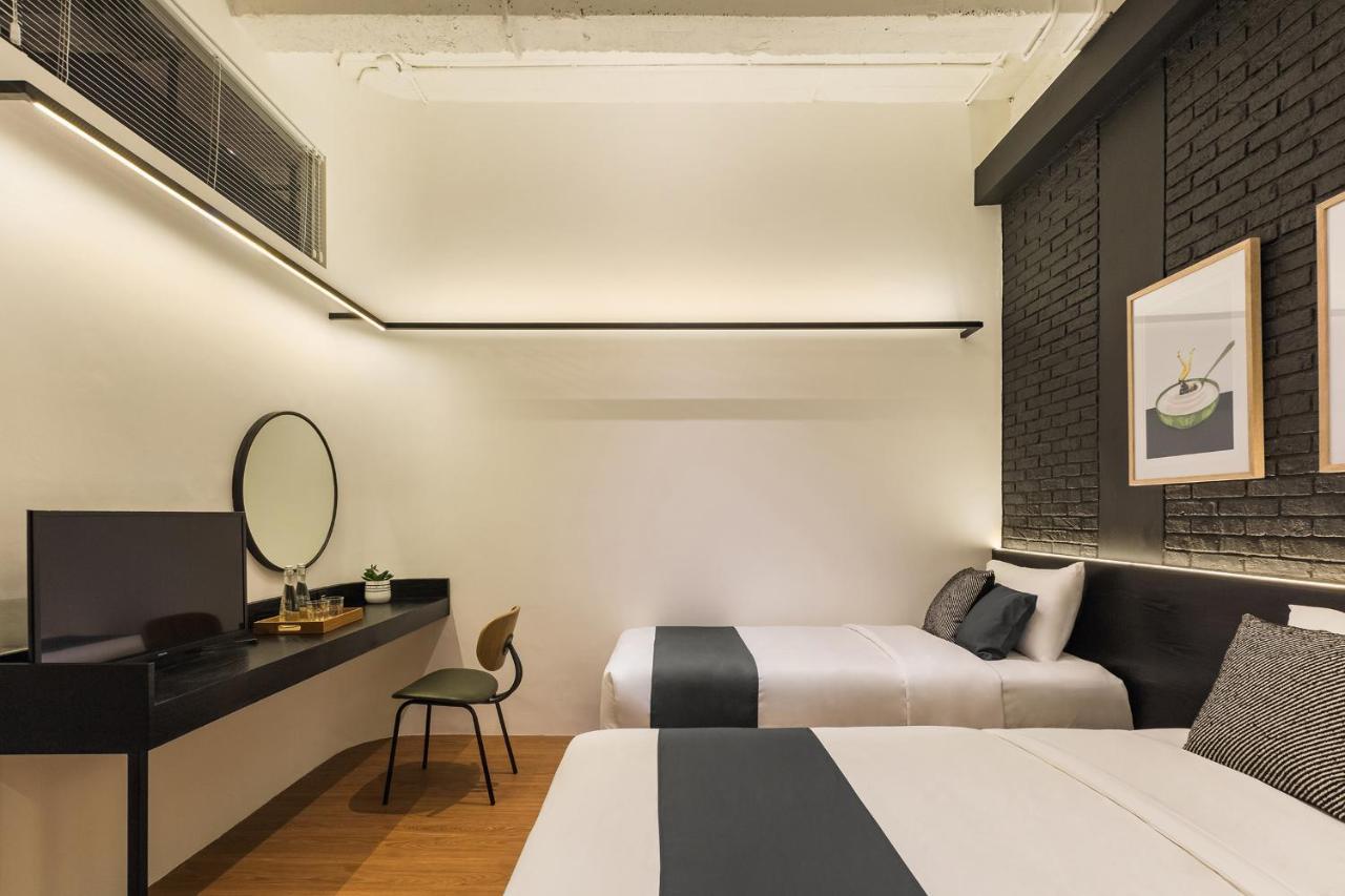 Qub Rooms Семаранг Екстер'єр фото