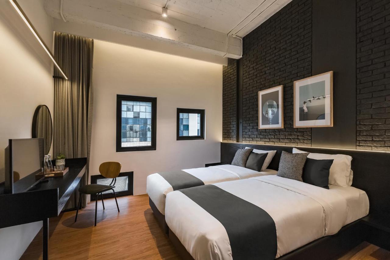 Qub Rooms Семаранг Екстер'єр фото